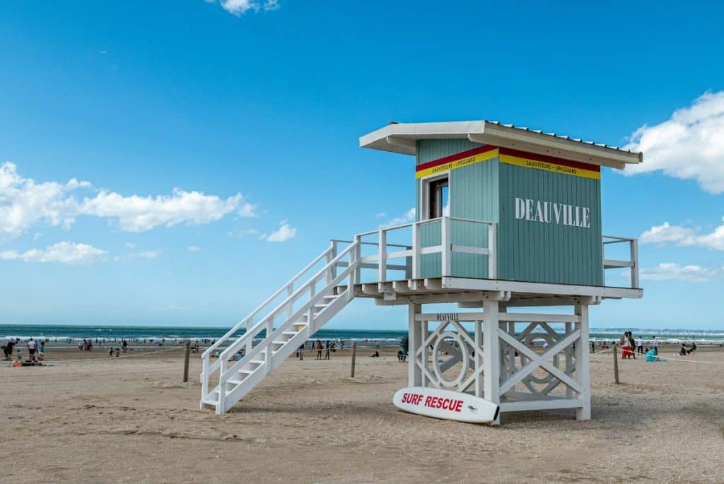 cabanon sur la plage de Deauville